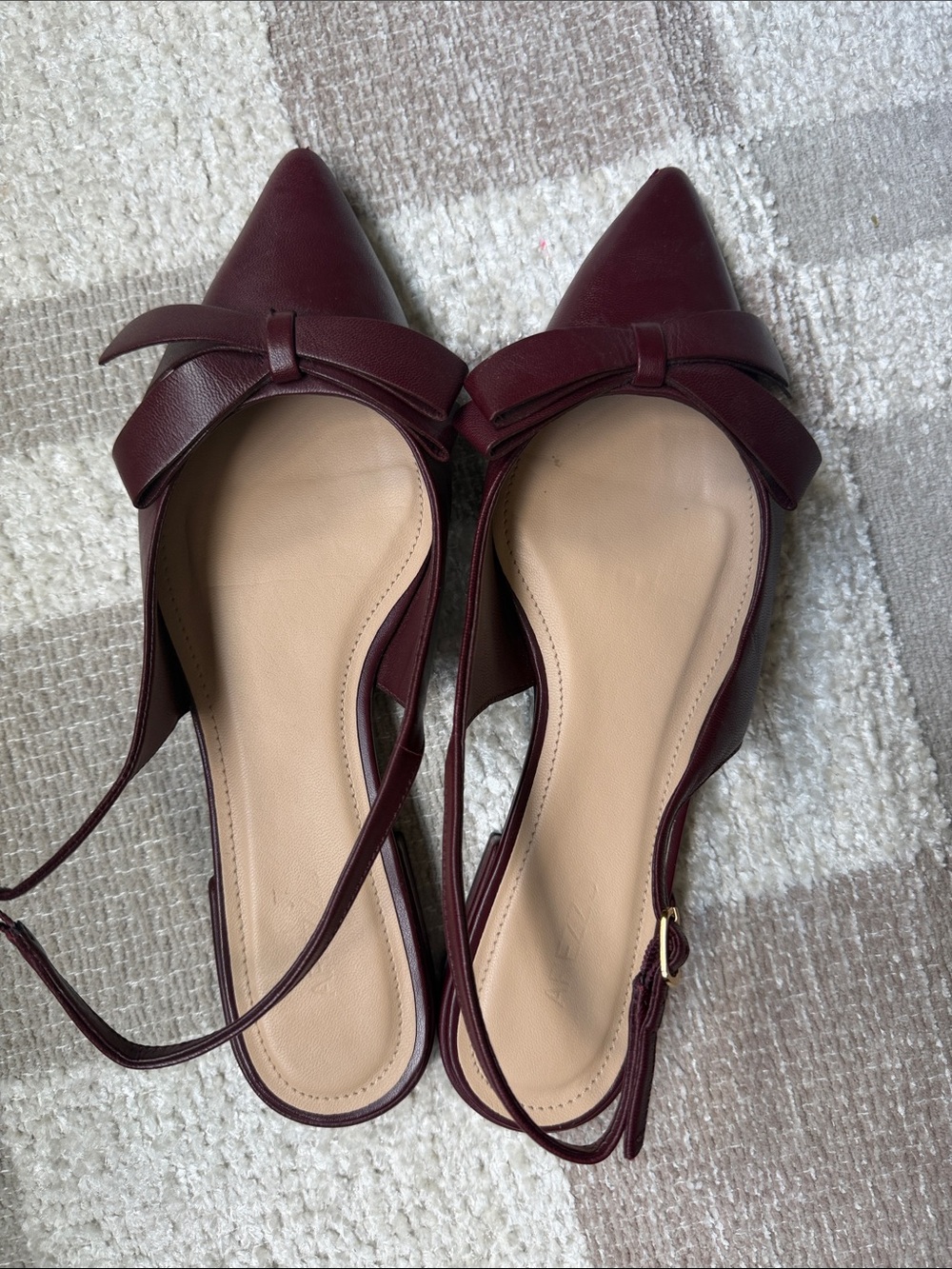 Pointed-Toe Slingback Flats with Bow in Burgundy